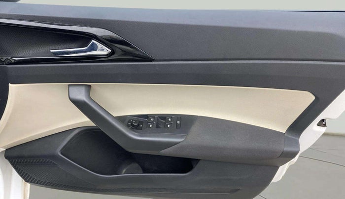 2022 Skoda SLAVIA AMBITION 1.0L TSI MT, Petrol, Manual, 29,320 km, Driver Side Door Panels Control