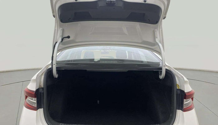 2022 Skoda SLAVIA AMBITION 1.0L TSI MT, Petrol, Manual, 29,320 km, Boot Open Zoomed View