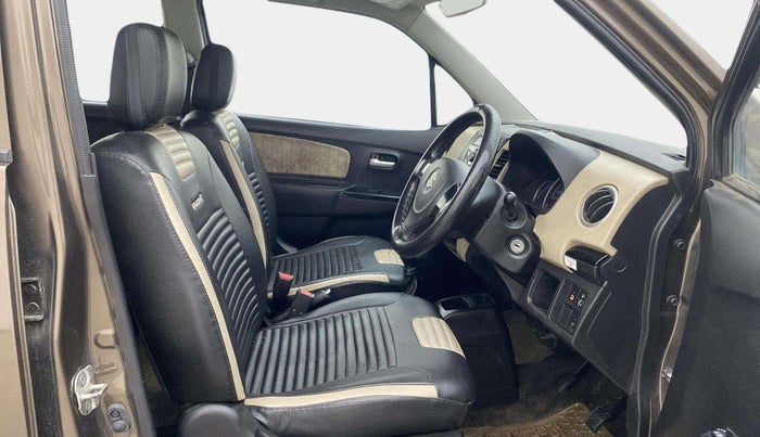 2017 Maruti Wagon R 1.0 VXI, Petrol, Manual, 51,806 km, Right Side Front Door Cabin
