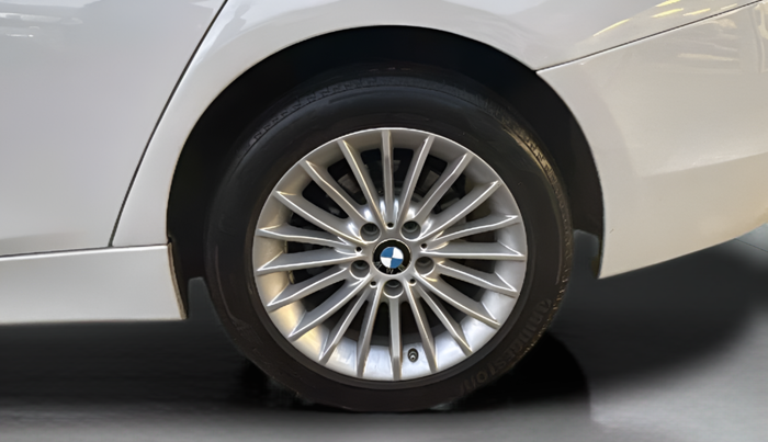 2018 BMW 3 Series 320d Luxury Line, Diesel, Automatic, 55,729 km, Left Rear Wheel