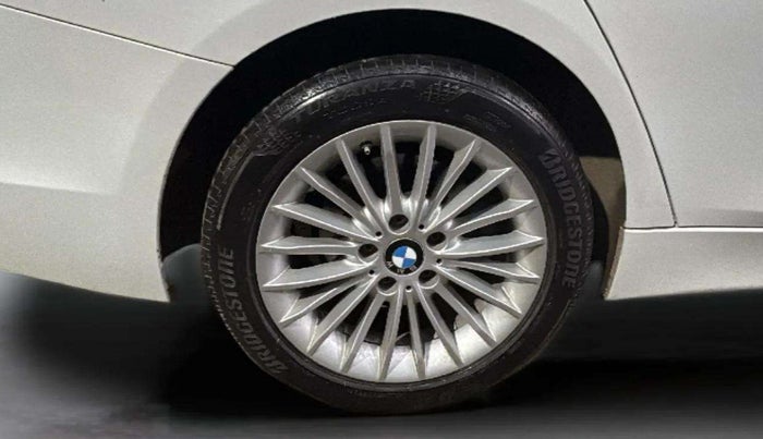 2018 BMW 3 Series 320d Luxury Line, Diesel, Automatic, 55,729 km, Right Rear Wheel