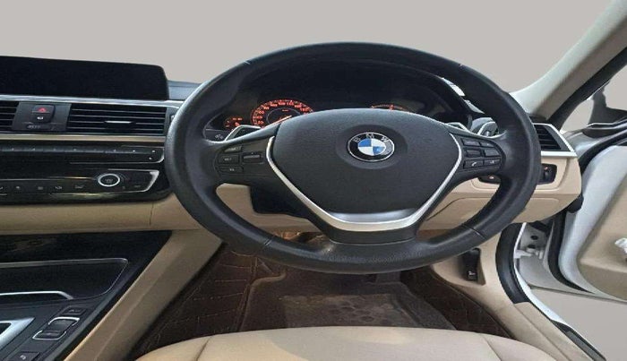 2018 BMW 3 Series 320d Luxury Line, Diesel, Automatic, 55,729 km, Steering Wheel Close Up