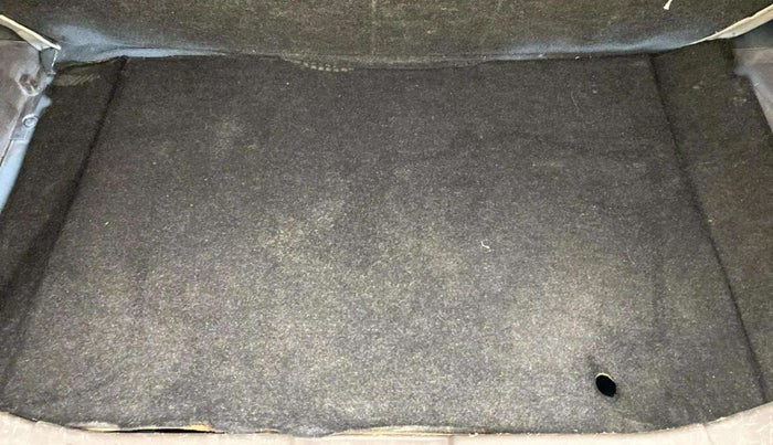 2014 Maruti Alto 800 LXI, Petrol, Manual, 72,112 km, Boot Inside