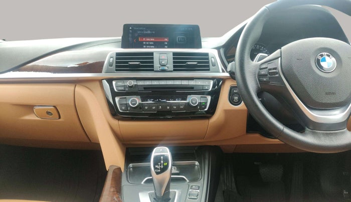 2018 BMW 3 Series 320d Luxury Line, Diesel, Automatic, 39,333 km, Air Conditioner