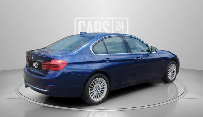 2018 BMW 3 Series 320d Luxury Line, Diesel, Automatic, 39,333 km, Right Back Diagonal