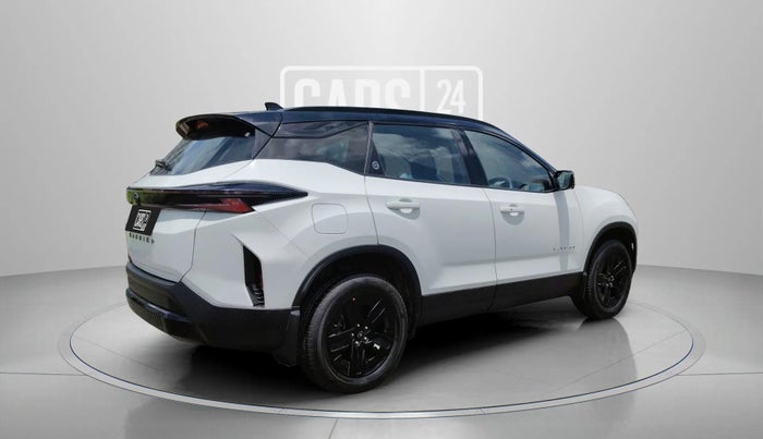 2024 Tata Harrier FEARLESS DUAL TONE AT, Diesel, Automatic, 25,537 km, Right Back Diagonal