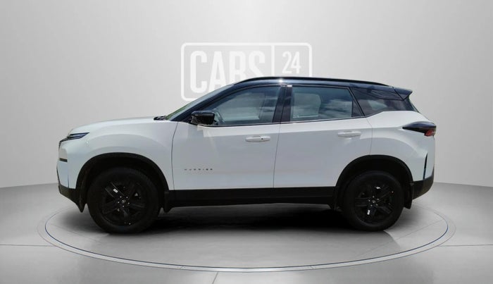 2024 Tata Harrier FEARLESS DUAL TONE AT, Diesel, Automatic, 25,537 km, Left Side