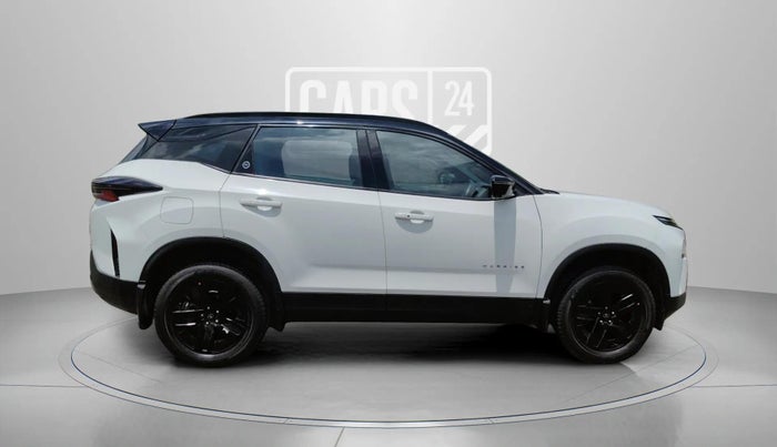 2024 Tata Harrier FEARLESS DUAL TONE AT, Diesel, Automatic, 25,537 km, Right Side View
