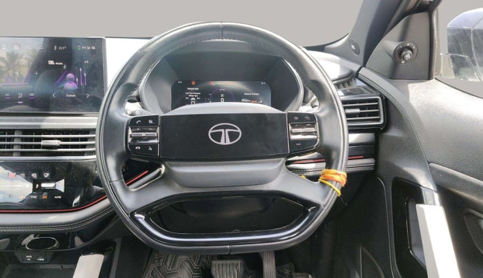 2024 Tata Harrier FEARLESS DUAL TONE AT, Diesel, Automatic, 25,537 km, Steering Wheel Close Up