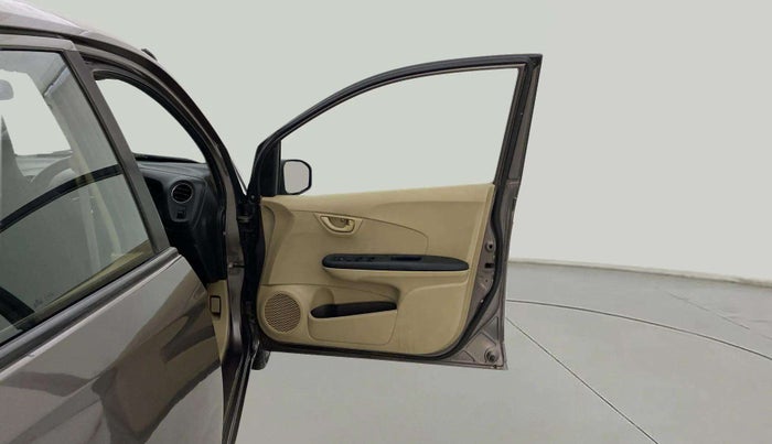 2015 Honda Brio S MT, CNG, Manual, 84,243 km, RHS Front Door