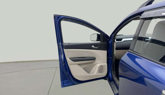 2022 Renault TRIBER RXZ, Petrol, Manual, 13,113 km, LHS Front Door