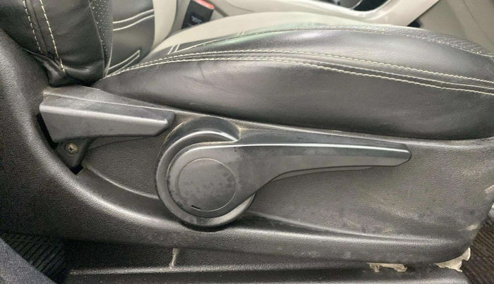 2019 Tata NEXON XZ PLUS PETROL, Petrol, Manual, 53,415 km, Driver Side Adjustment Panel