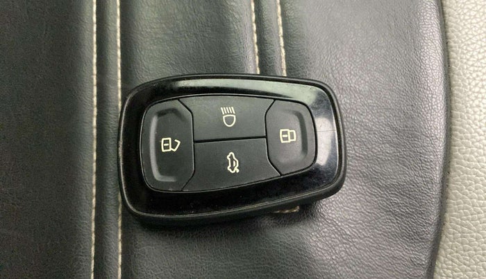 2019 Tata NEXON XZ PLUS PETROL, Petrol, Manual, 53,415 km, Key Close Up