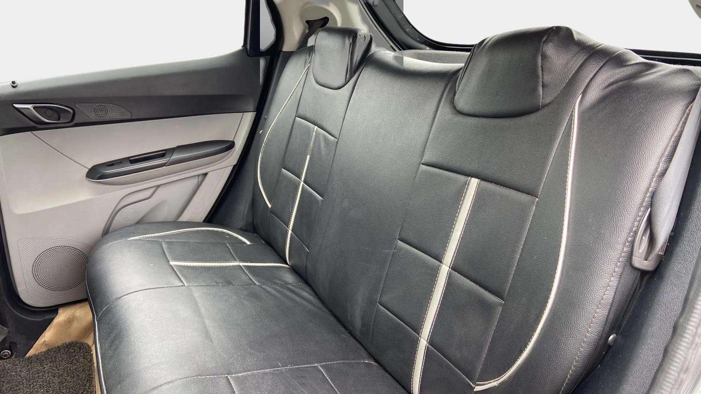 2020 Tata Tiago XT PETROL, Petrol, Manual, 30,956 km, Right Side Rear Door Cabin