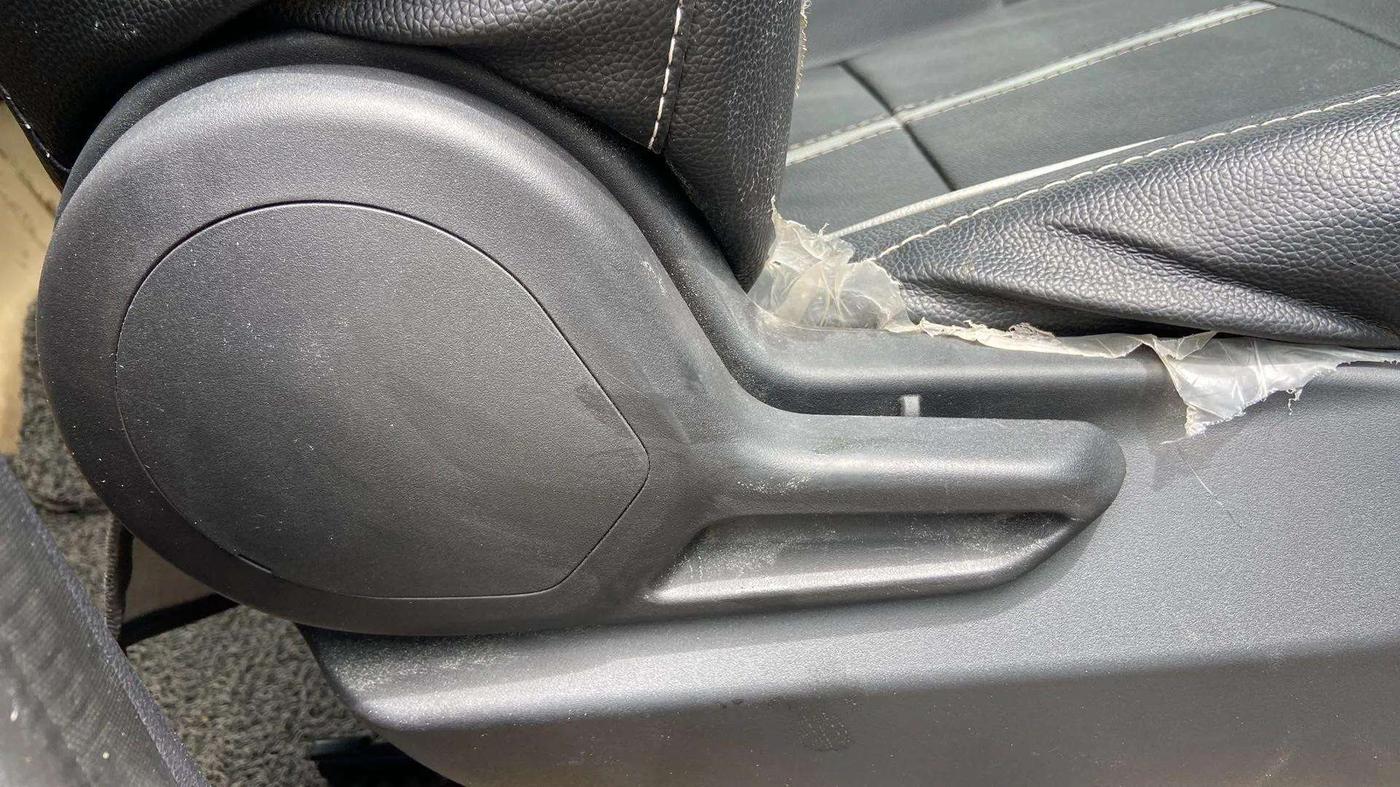 2020 Tata Tiago XT PETROL, Petrol, Manual, 30,956 km, Driver Side Adjustment Panel