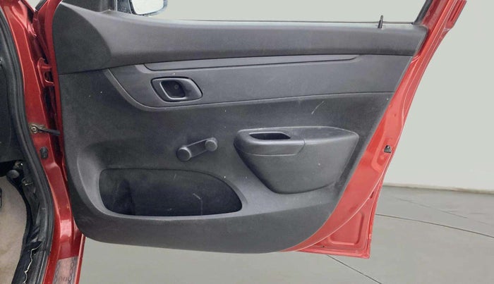 2018 Renault Kwid RXL, Petrol, Manual, 78,203 km, Driver Side Door Panels Control