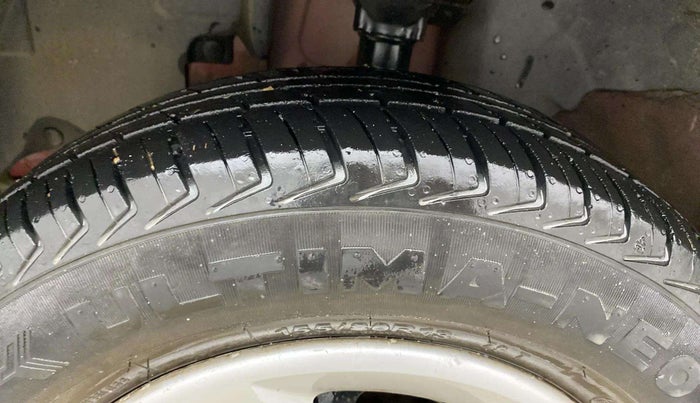 2018 Renault Kwid RXL, Petrol, Manual, 78,203 km, Left Front Tyre Tread