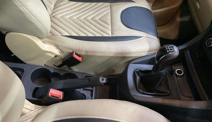 2017 Ford Figo Aspire TREND 1.2 PETROL, Petrol, Manual, 37,175 km, Gear Lever