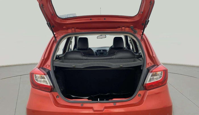 2018 Tata Tiago XZ PETROL, Petrol, Manual, 22,526 km, Boot Inside