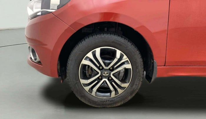 2018 Tata Tiago XZ PETROL, Petrol, Manual, 22,526 km, Left Front Wheel