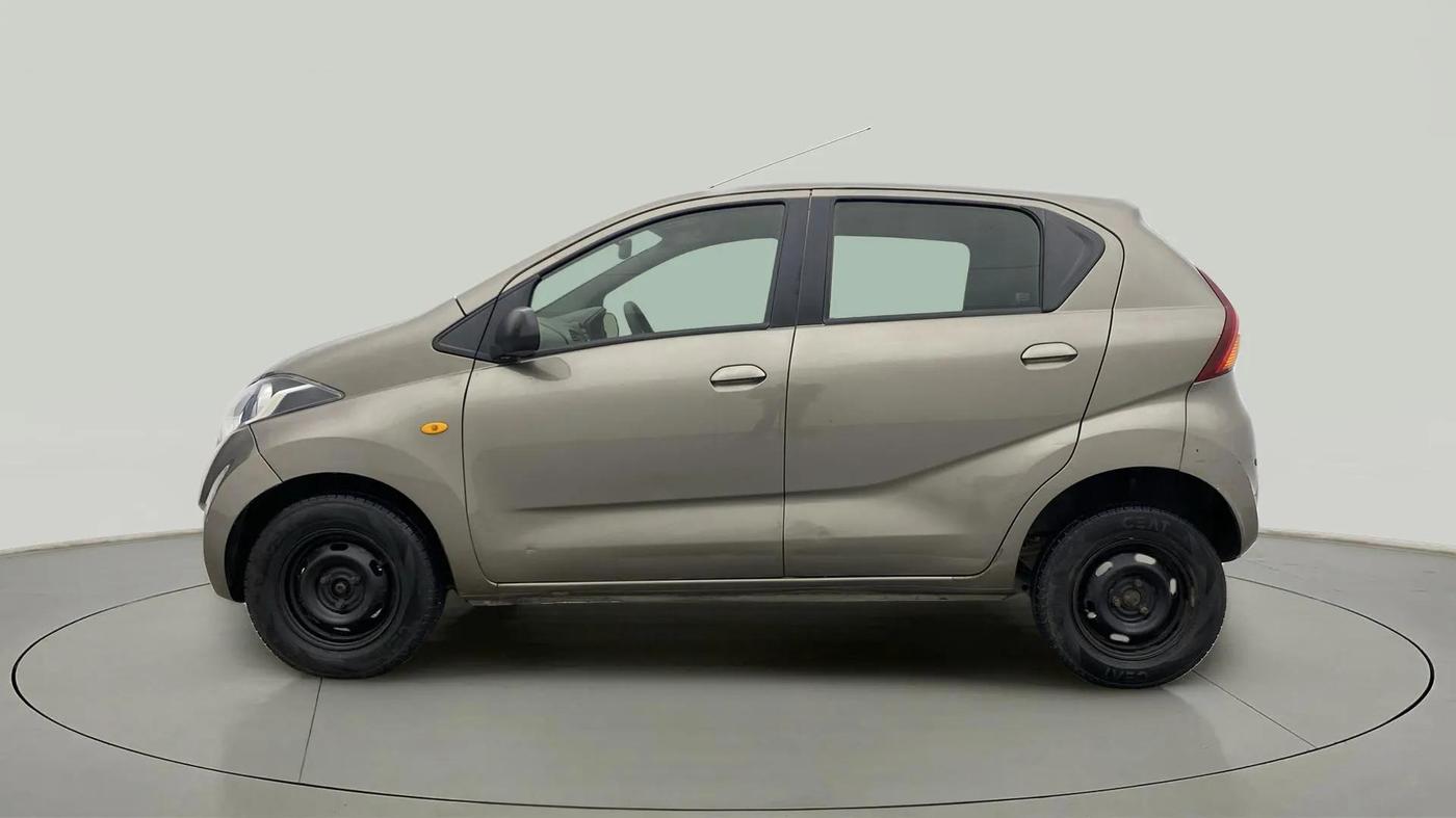 2016 Datsun Redi Go S, Petrol, Manual, 57,666 km, Left Side