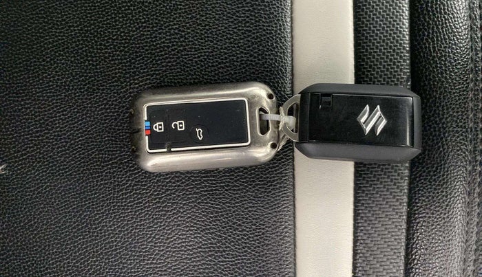 2021 Maruti Baleno ZETA PETROL 1.2, Petrol, Manual, 62,718 km, Key Close Up