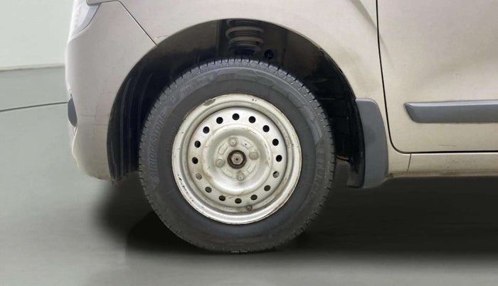 2020 Maruti New Wagon-R LXI CNG 1.0, CNG, Manual, 61,417 km, Left Front Wheel