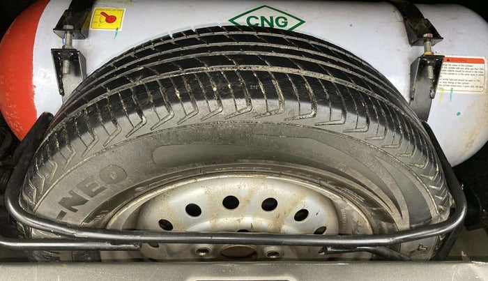 2020 Maruti New Wagon-R LXI CNG 1.0, CNG, Manual, 61,417 km, Spare Tyre