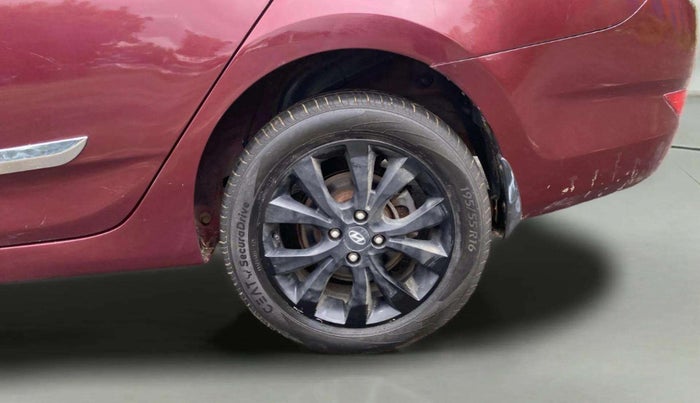 2014 Hyundai Verna FLUIDIC 1.6 VTVT SX, Petrol, Manual, 51,075 km, Left Rear Wheel