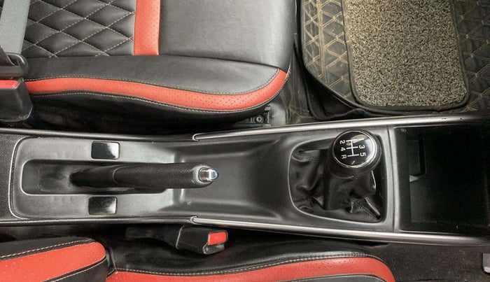 2021 Maruti Baleno DELTA PETROL 1.2, Petrol, Manual, 84,644 km, Gear Lever