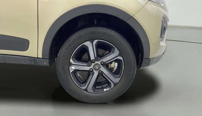 2023 Tata NEXON XZA PLUS LUX SUNROOF KAZIRANGA PETROL, Petrol, Automatic, 17,408 km, Right Front Wheel