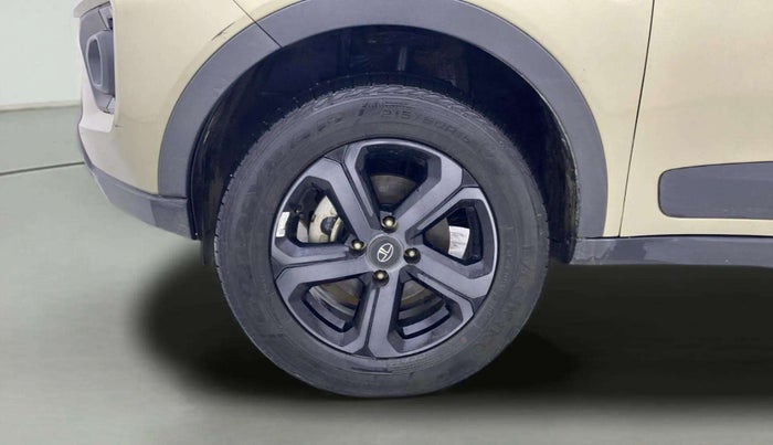 2023 Tata NEXON XZA PLUS LUX SUNROOF KAZIRANGA PETROL, Petrol, Automatic, 17,408 km, Left Front Wheel