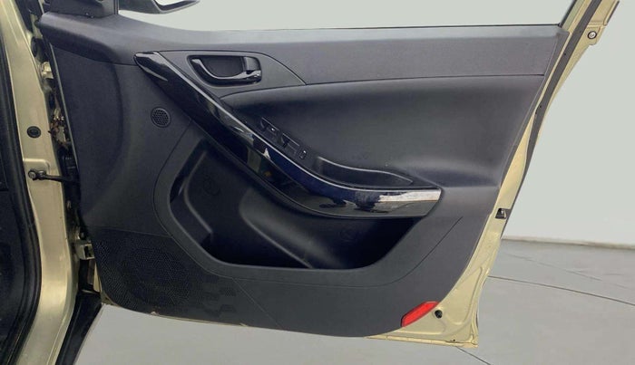 2023 Tata NEXON XZA PLUS LUX SUNROOF KAZIRANGA PETROL, Petrol, Automatic, 17,408 km, Driver Side Door Panels Control