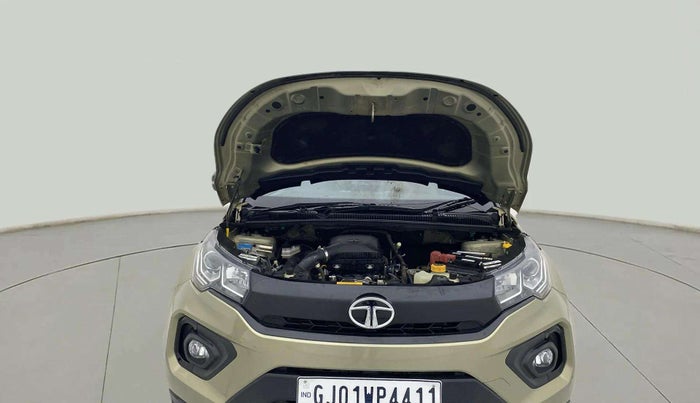 2023 Tata NEXON XZA PLUS LUX SUNROOF KAZIRANGA PETROL, Petrol, Automatic, 17,408 km, Open Bonet
