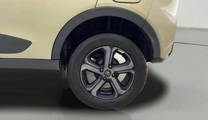 2023 Tata NEXON XZA PLUS LUX SUNROOF KAZIRANGA PETROL, Petrol, Automatic, 17,408 km, Left Rear Wheel