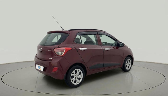 2016 Hyundai Grand i10 SPORTZ 1.2 KAPPA VTVT, Petrol, Manual, 30,233 km, Right Back Diagonal