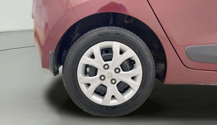 2016 Hyundai Grand i10 SPORTZ 1.2 KAPPA VTVT, Petrol, Manual, 30,233 km, Right Rear Wheel
