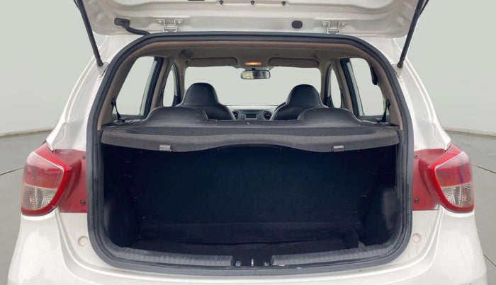 2018 Hyundai Grand i10 MAGNA 1.2 KAPPA VTVT, Petrol, Manual, 42,945 km, Boot Inside