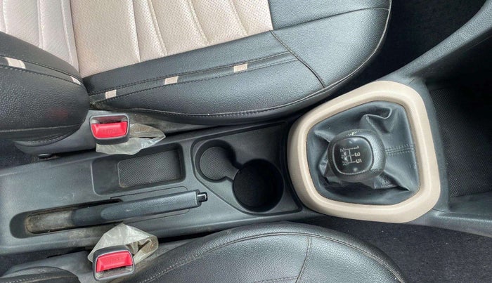 2018 Hyundai Grand i10 MAGNA 1.2 KAPPA VTVT, Petrol, Manual, 42,945 km, Gear Lever