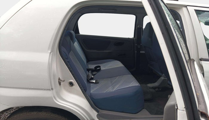 2011 Maruti Alto K10 VXI, Petrol, Manual, 79,834 km, Right Side Rear Door Cabin