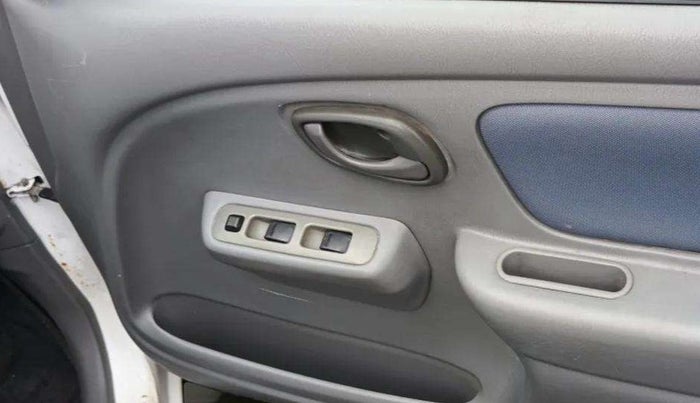 2011 Maruti Alto K10 VXI, Petrol, Manual, 79,834 km, Driver Side Door Panels Control