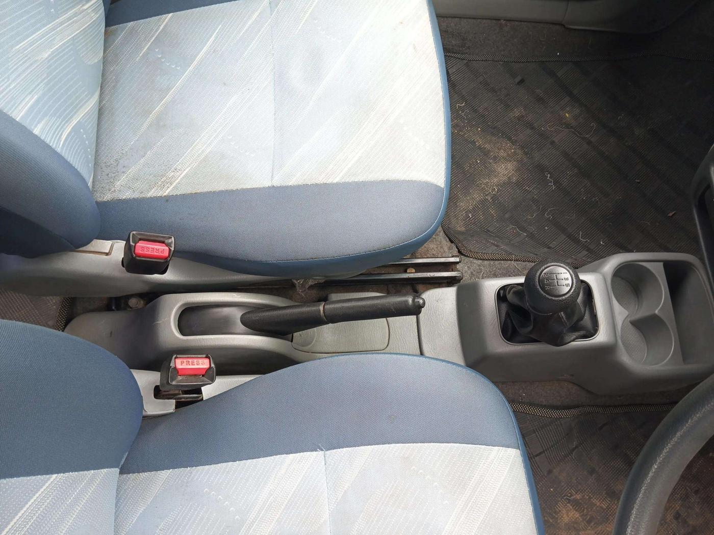 2011 Maruti Alto K10 VXI, Petrol, Manual, 79,834 km, Gear Lever