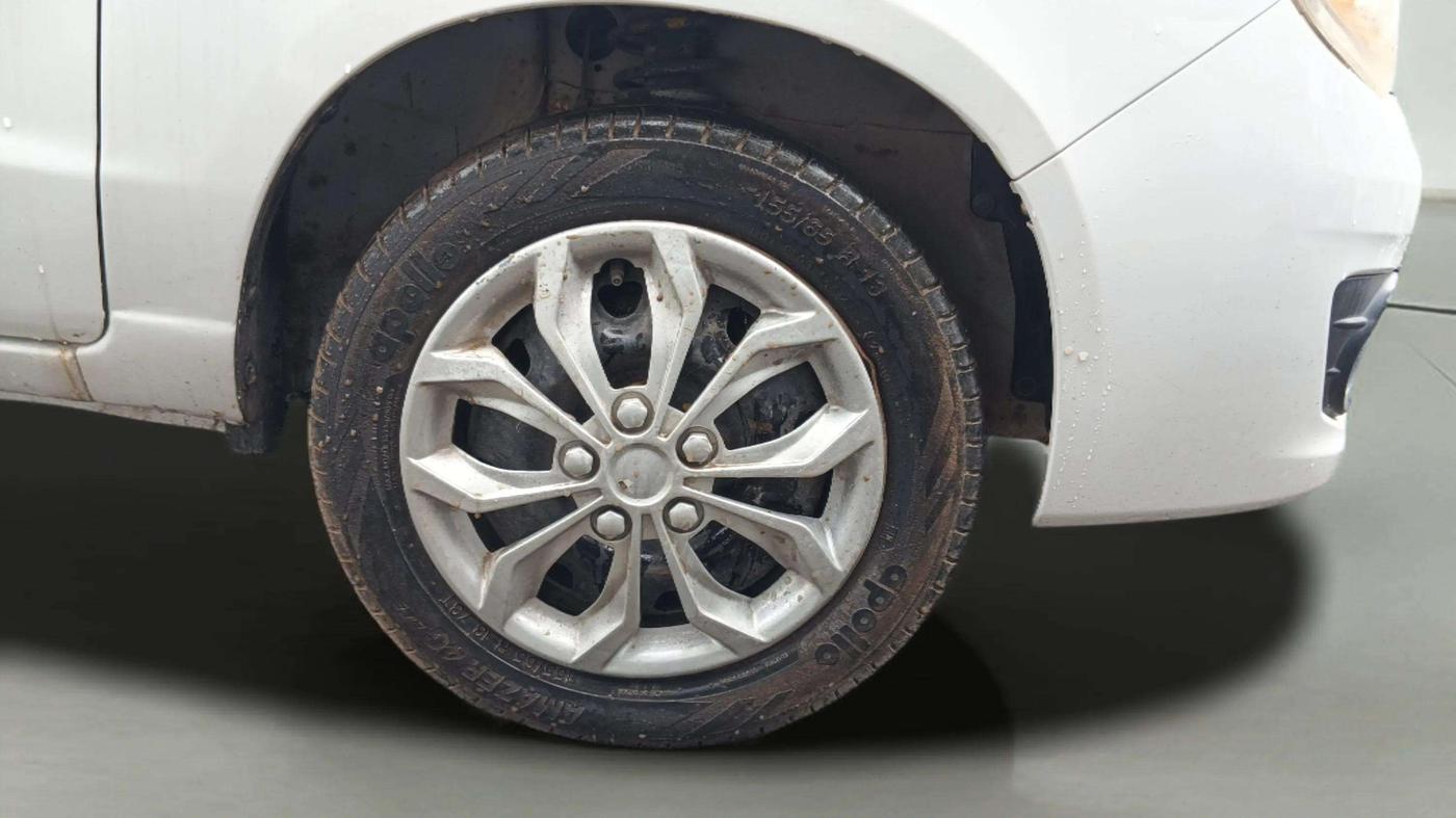 2011 Maruti Alto K10 VXI, Petrol, Manual, 79,834 km, Right Front Wheel