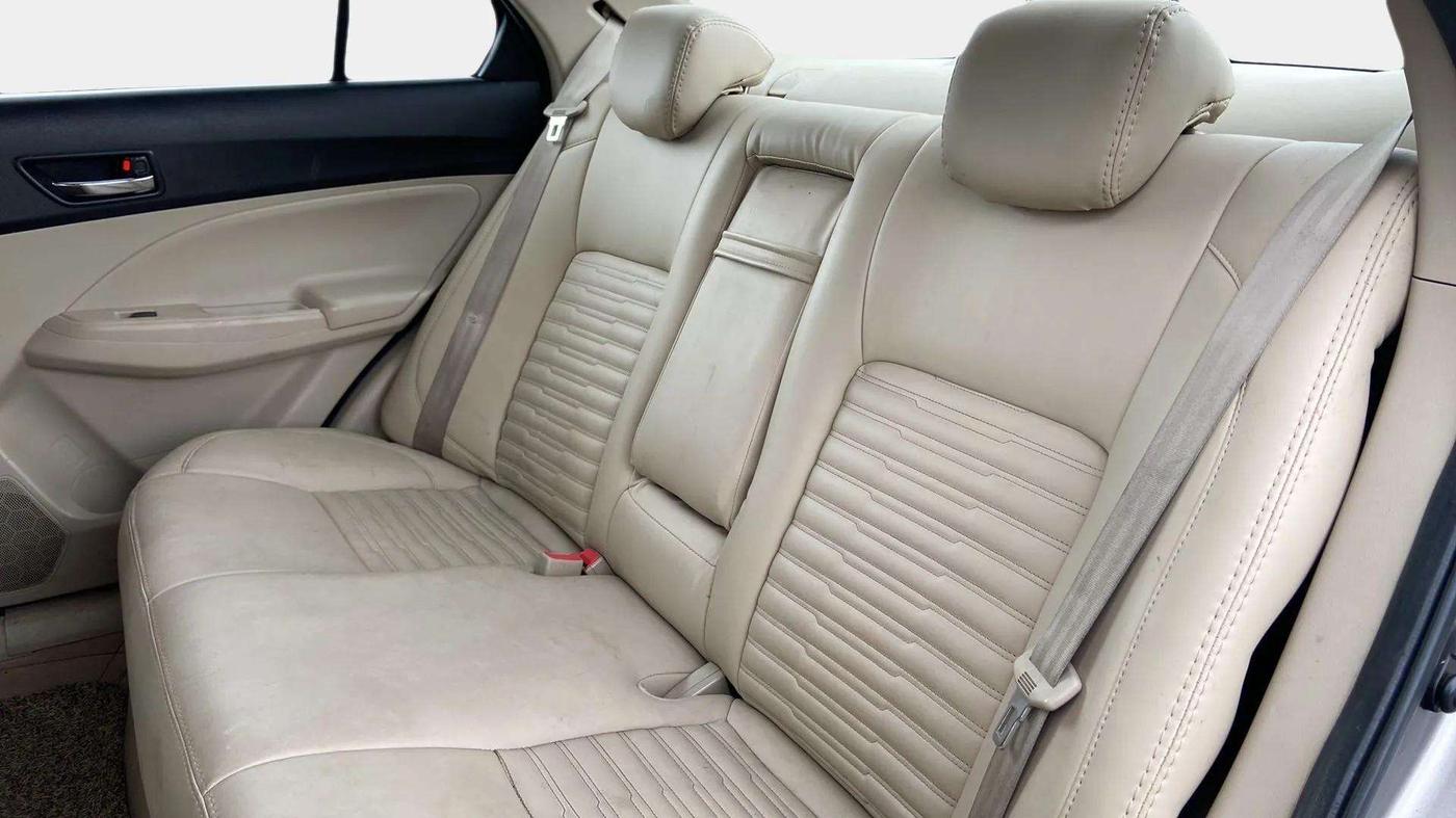 2018 Maruti Dzire VXI, Petrol, Manual, 71,316 km, Right Side Rear Door Cabin