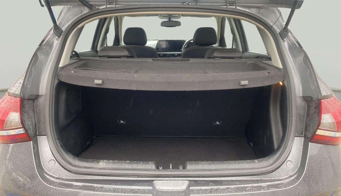2022 Hyundai NEW I20 ASTA (O) 1.5 CRDI MT, Diesel, Manual, 52,403 km, Boot Inside
