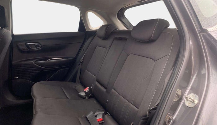 2022 Hyundai NEW I20 ASTA (O) 1.5 CRDI MT, Diesel, Manual, 52,403 km, Right Side Rear Door Cabin