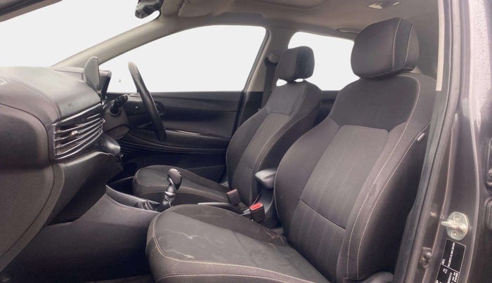 2022 Hyundai NEW I20 ASTA (O) 1.5 CRDI MT, Diesel, Manual, 52,403 km, Right Side Front Door Cabin