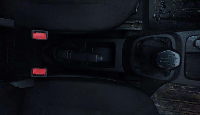 2019 Renault Kwid RXL, Petrol, Manual, 57,254 km, Gear Lever
