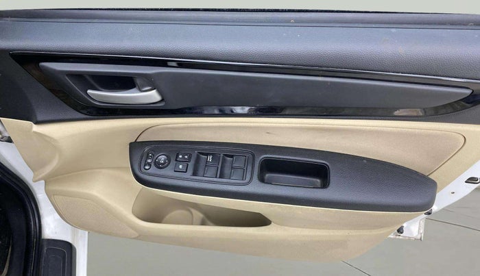 2020 Honda Amaze 1.2L I-VTEC S, Petrol, Manual, 22,120 km, Driver Side Door Panels Control