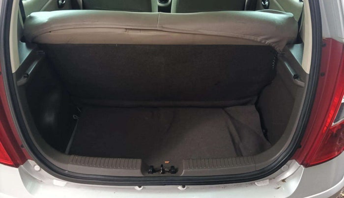 2012 Hyundai i10 MAGNA 1.1, Petrol, Manual, 78,046 km, Boot Open Zoomed View